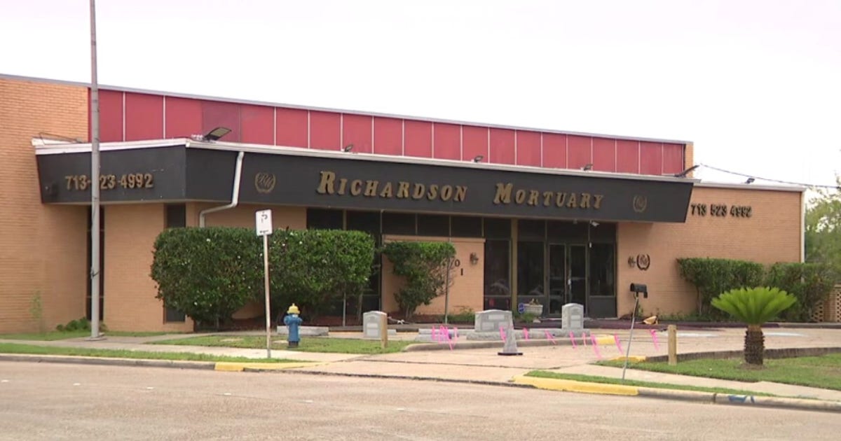 Corpse abuse charges dropped for former Houston mortuary owner