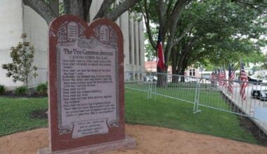 Rockwall County celebrates Ten Commandments monument at courthouse lawn unveiling