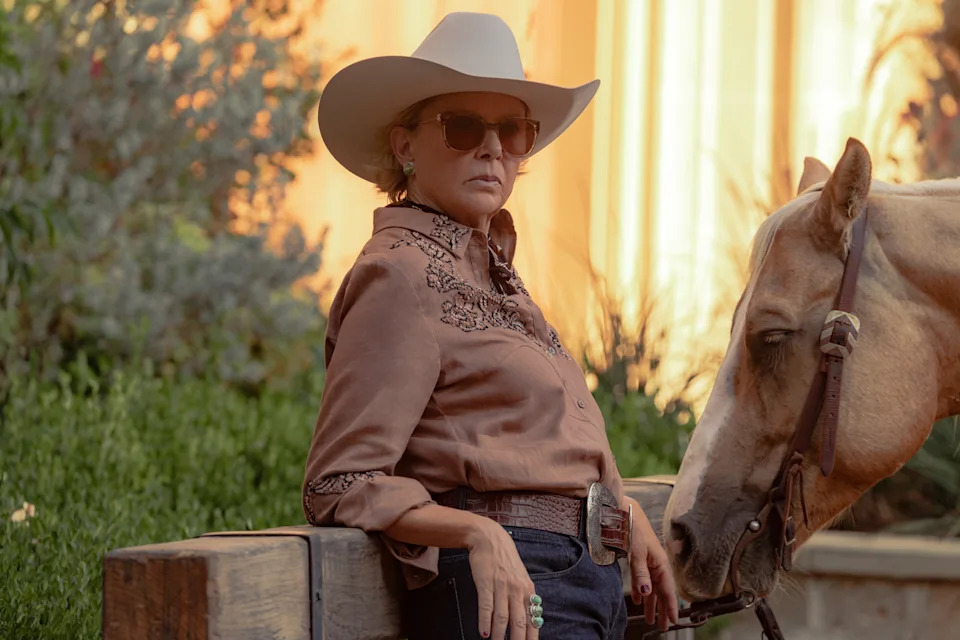 Annette Bening as Beulah Jackson in "Dutton Ranch."