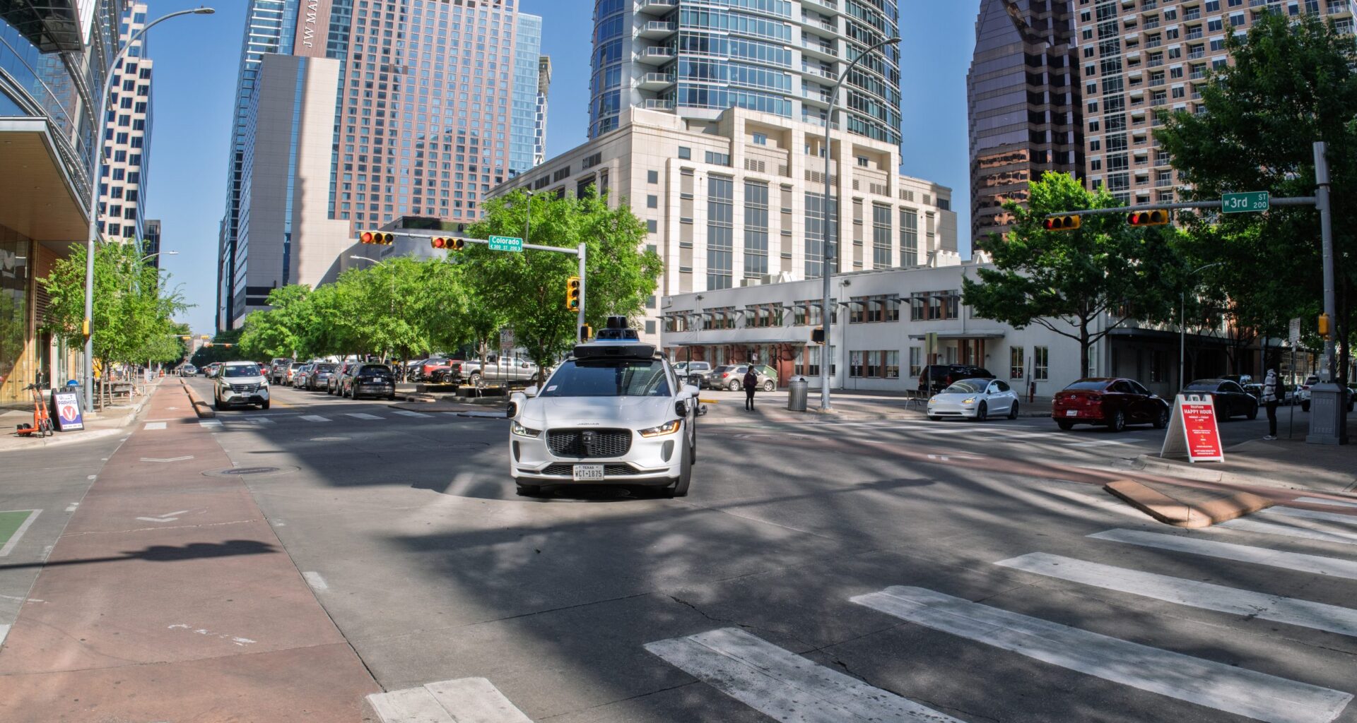 Austin Officials Scrutinize Waymo Incidents, Push for New Oversight • The Austin Chronicle