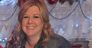 A Texas woman thought her new diet was causing digestive issues. Doctors found cancer: "I couldn't believe it"