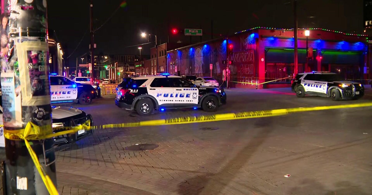 Deep Ellum shut down after security officer killed, 5 others wounded in pair of overnight shootings