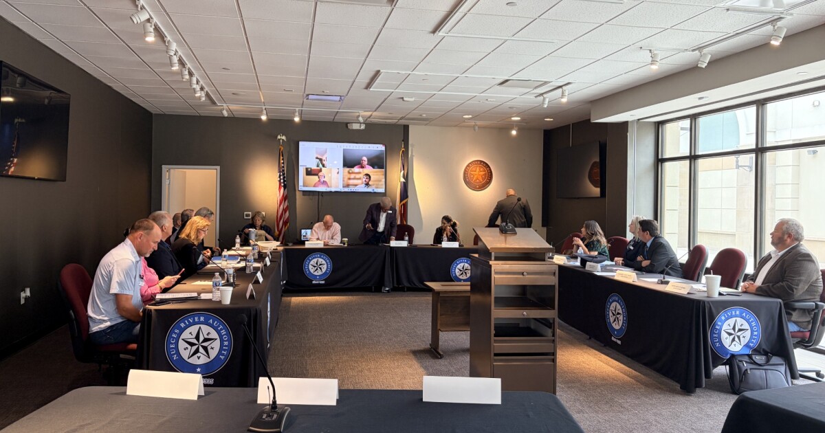 NRA board spends nearly 3 hours in executive session