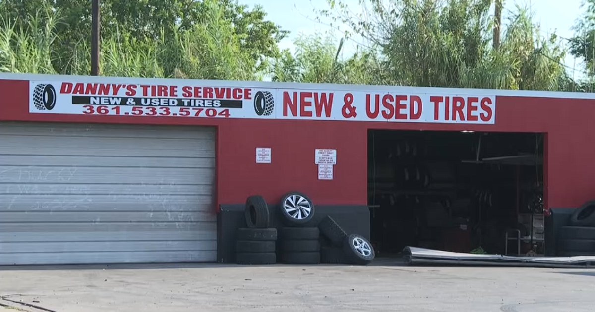 Defendant in the Danny's Tire federal case says he'll enter guilty plea