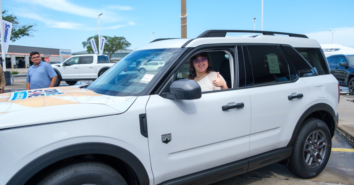 Corpus Christi student wins Ford Bronco for perfect attendance