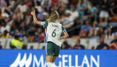 Sonis scores twice, Summit weather the storm to beat Houston 4-1