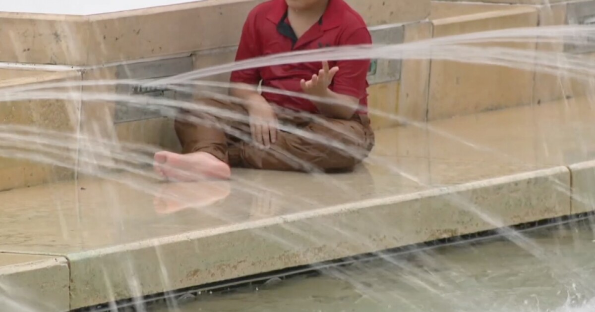 Corpus Christi uses 'Solar Shield' to reduce evaporation at pools, splash pads