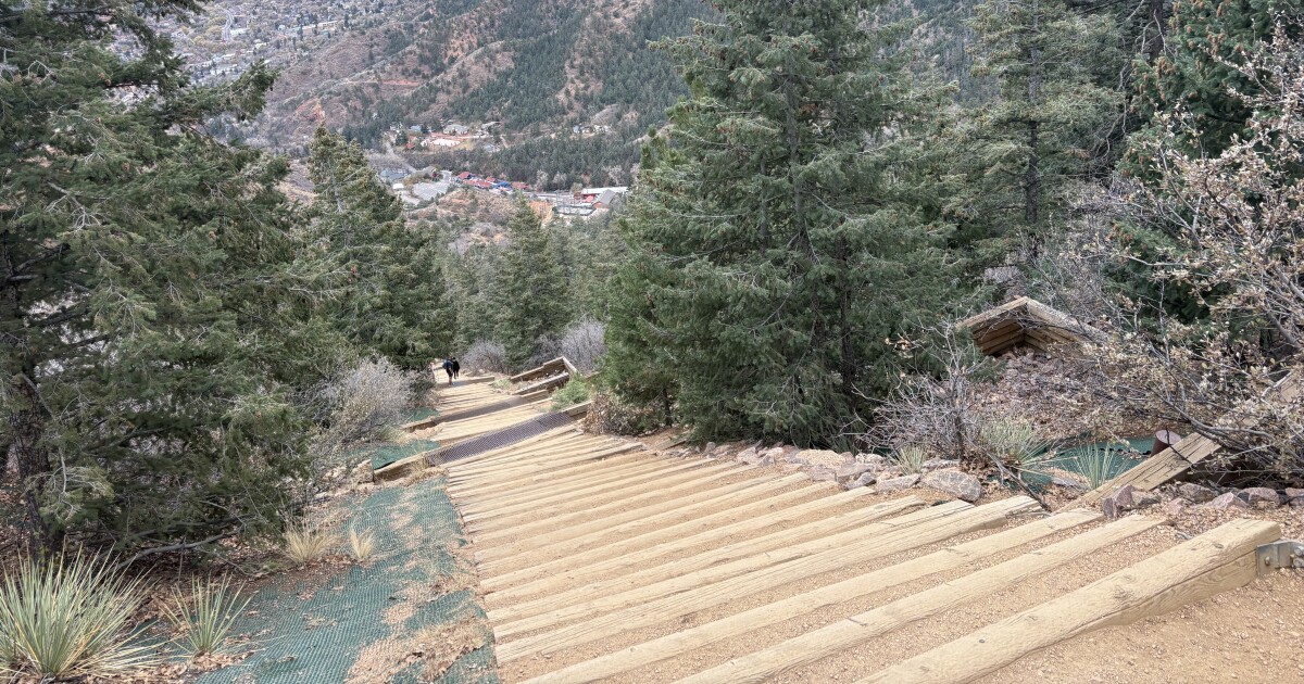 Hiker who died climbing Manitou Incline identified by El Paso County coroner