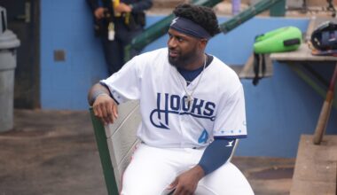 Hooks take down RockHounds, Texas League South's leader