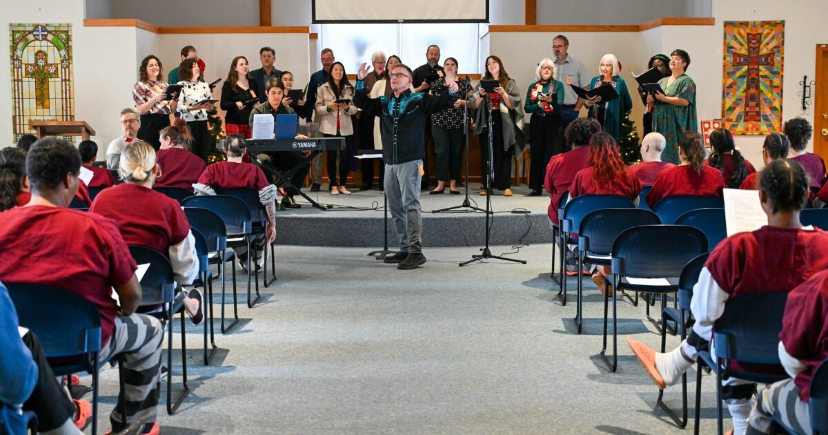 Conspirare shares art and acceptance in correctional complex