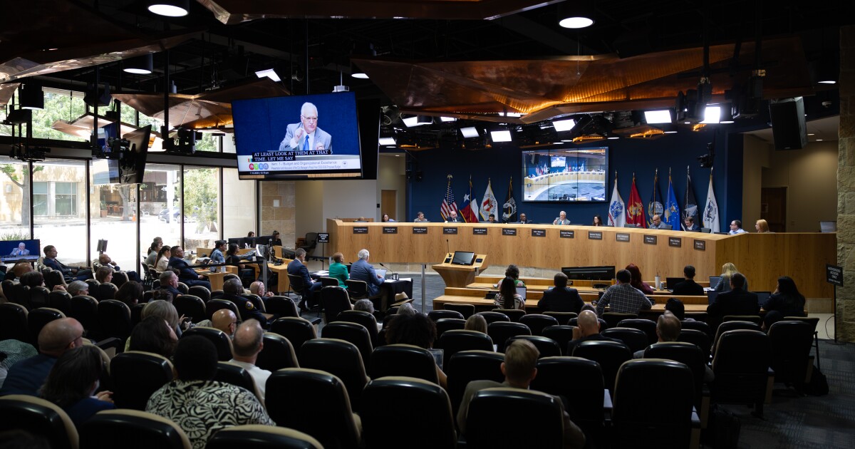 Austin considers new contract with Texas Gas Service