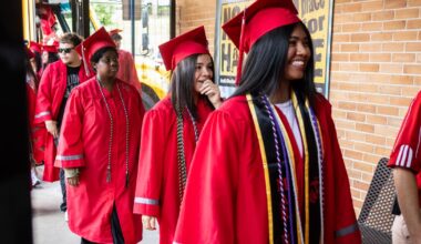 AISD seniors return to Dawson Elementary before school closes