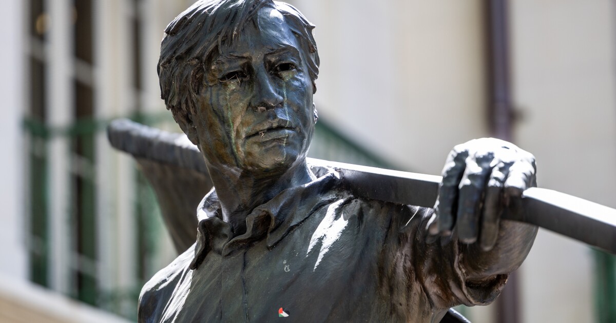 Austin community divided over renaming Cesar Chavez Street