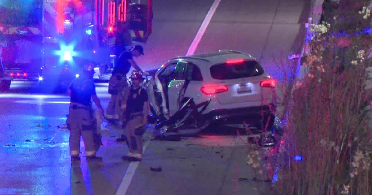 2 killed in head-on crash on southbound Central Expressway in Dallas