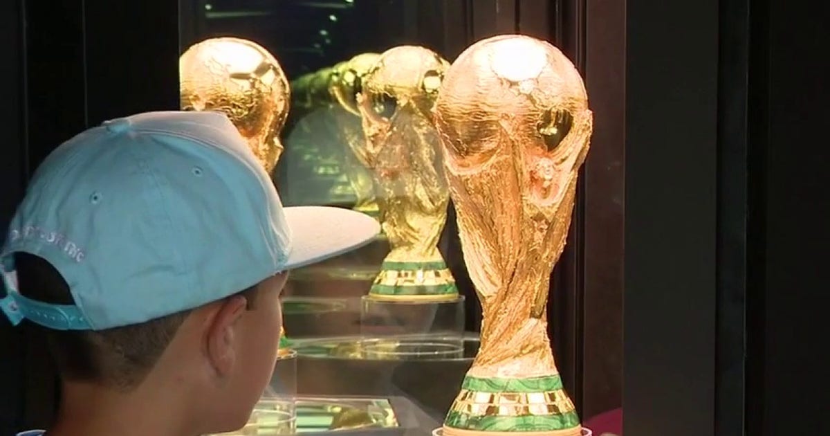Houston soccer fans brave long lines for glimpse of FIFA World Cup 2026 trophy