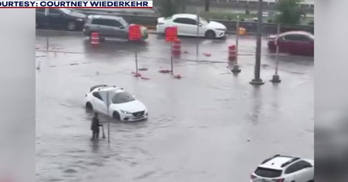 Austin weather: Flash flooding causes high water in construction zone