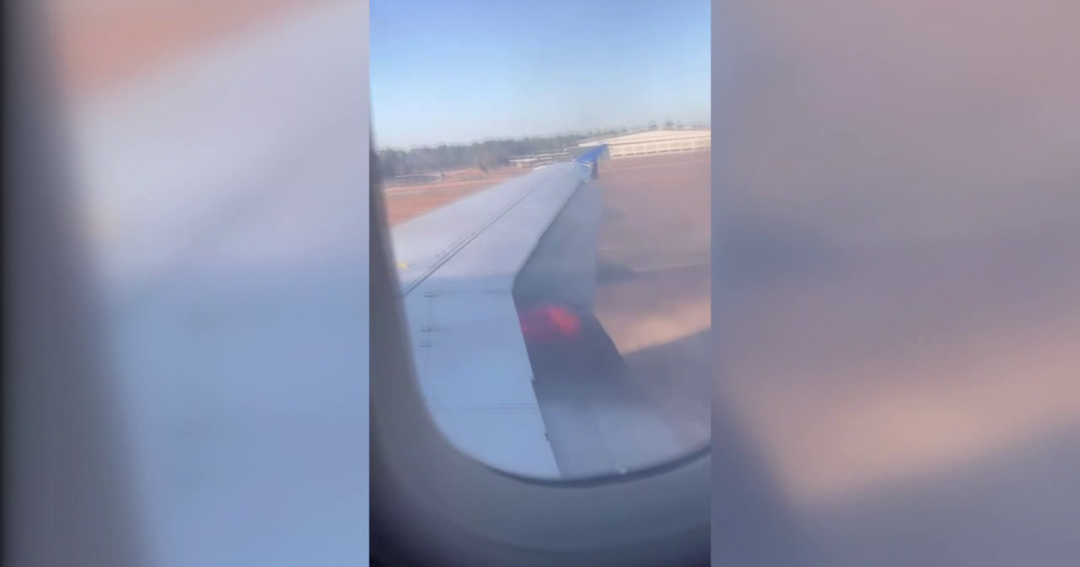 United Flight 1382 engine failure in Houston triggered emergency evacuation, NTSB report finds