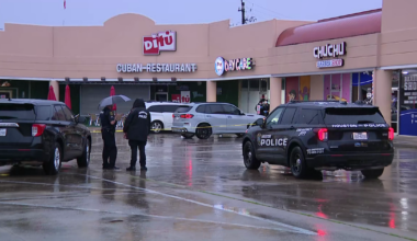 Houston shooting: 1 killed outside Richmond Avenue business