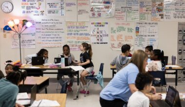 Fort Worth schools make STAAR gains, trail Tarrant County, Texas averages