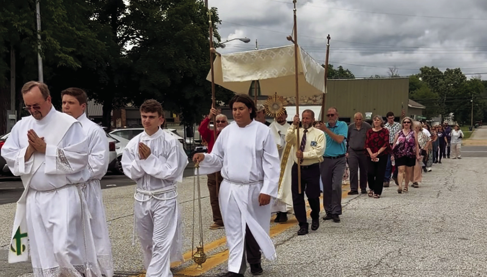 First Corpus Christi procession in Yellville Square