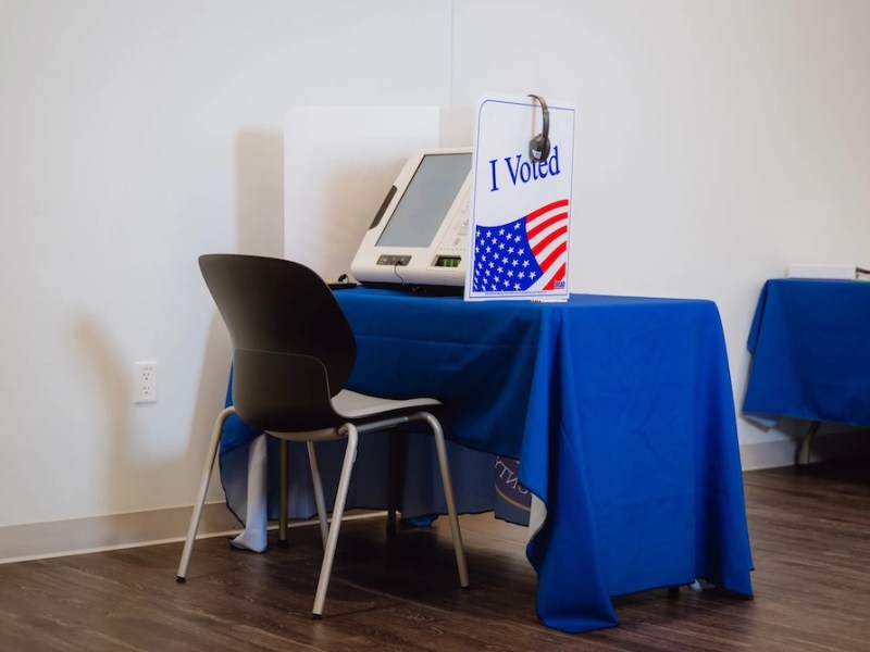 How the Texas GOP’s bid to block lawmakers from the ballot defies a century of court precedent