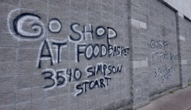 Southern Dallas loses a grocery store in Oak Cliff area with fewer options