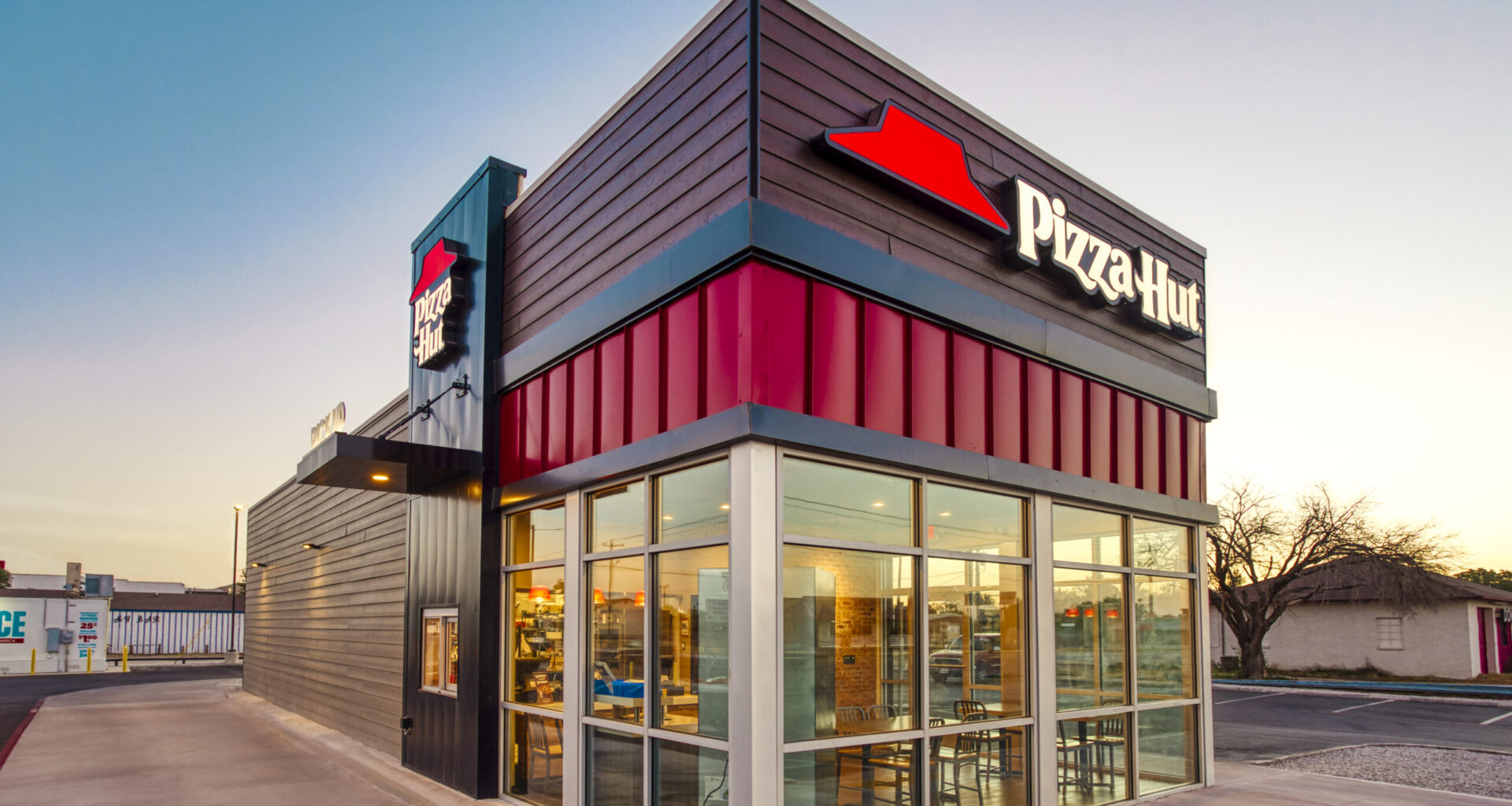 Plano-based Pizza Hut selling for $2.7 billion
