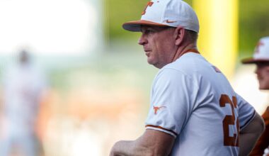 NCAA baseball: Texas coach Jim Schlossnagle talks tournament's format