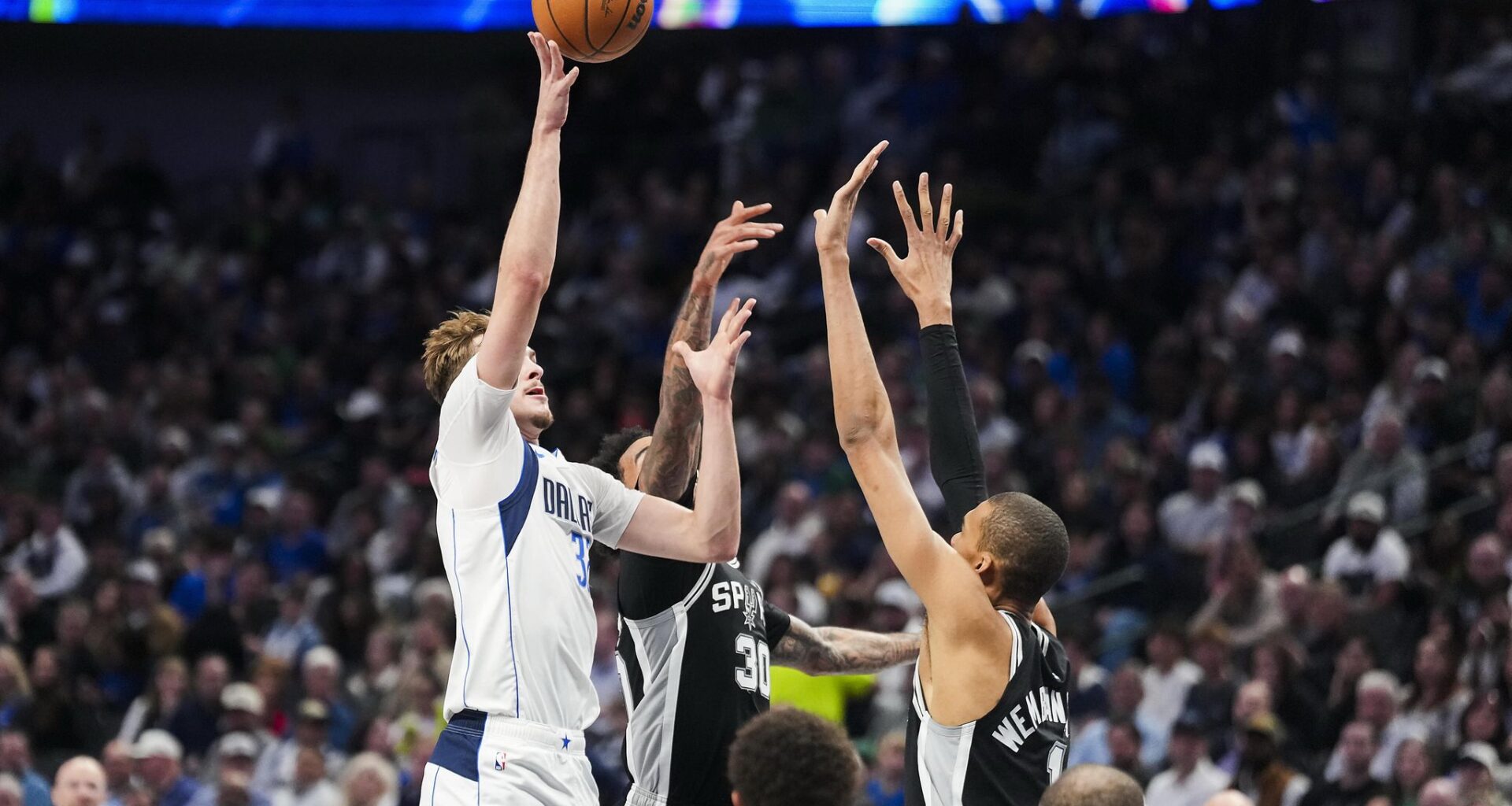 New Mavs GM faces uphill battle to crash party with Spurs, Thunder