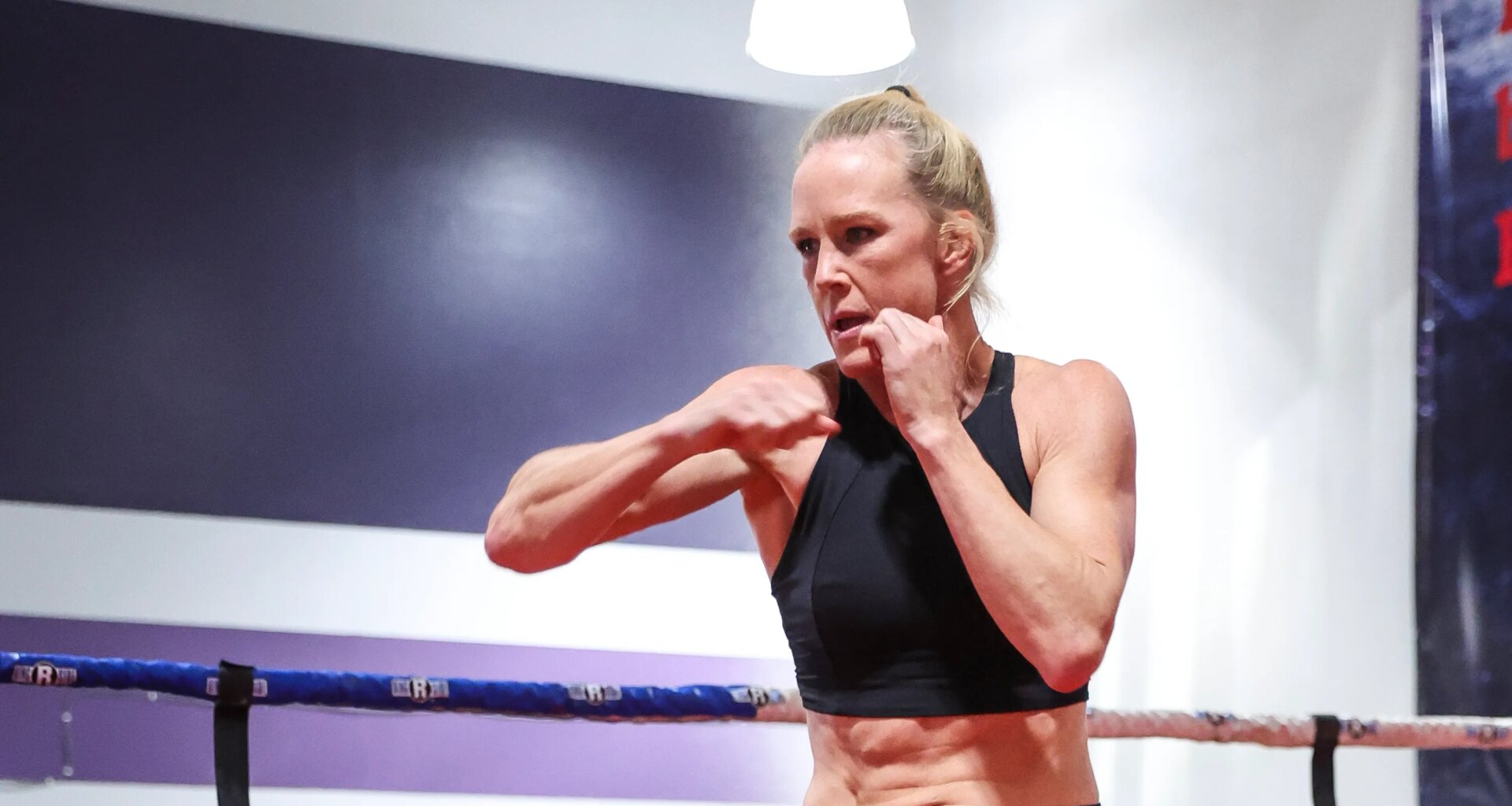 Photos: Holly Holm, Amanda Serrano open workouts