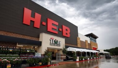 H-E-B will open another North Texas store this month
