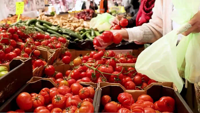 What’s driving higher grocery prices? San Antonio economics professor explains using a tomato