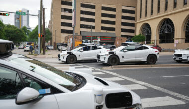 Tesla robotaxi fleet lags Waymo and Avride in Texas