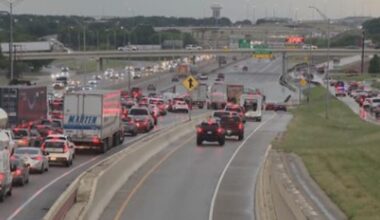 Dallas weather: Flash flooding strands vehicles near DFW Airport after heavy rain