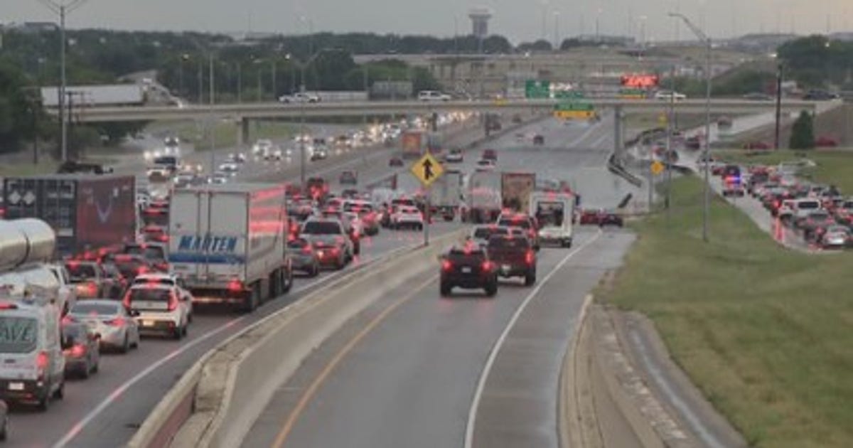 Dallas weather: Flash flooding strands vehicles near DFW Airport after heavy rain