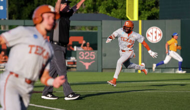 NCAA Tournament: Texas baseball vs Oregon slated for super regional