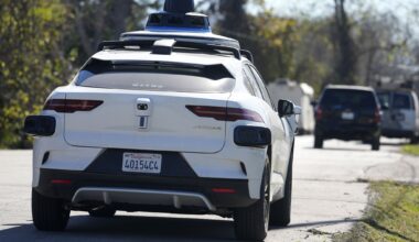 Texas has a new portal for complaints about Waymo, other companies