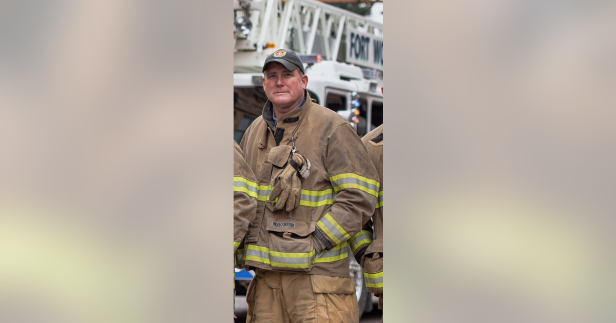 Fort Worth firefighter battling cancer searches for kidney donor to save his wife