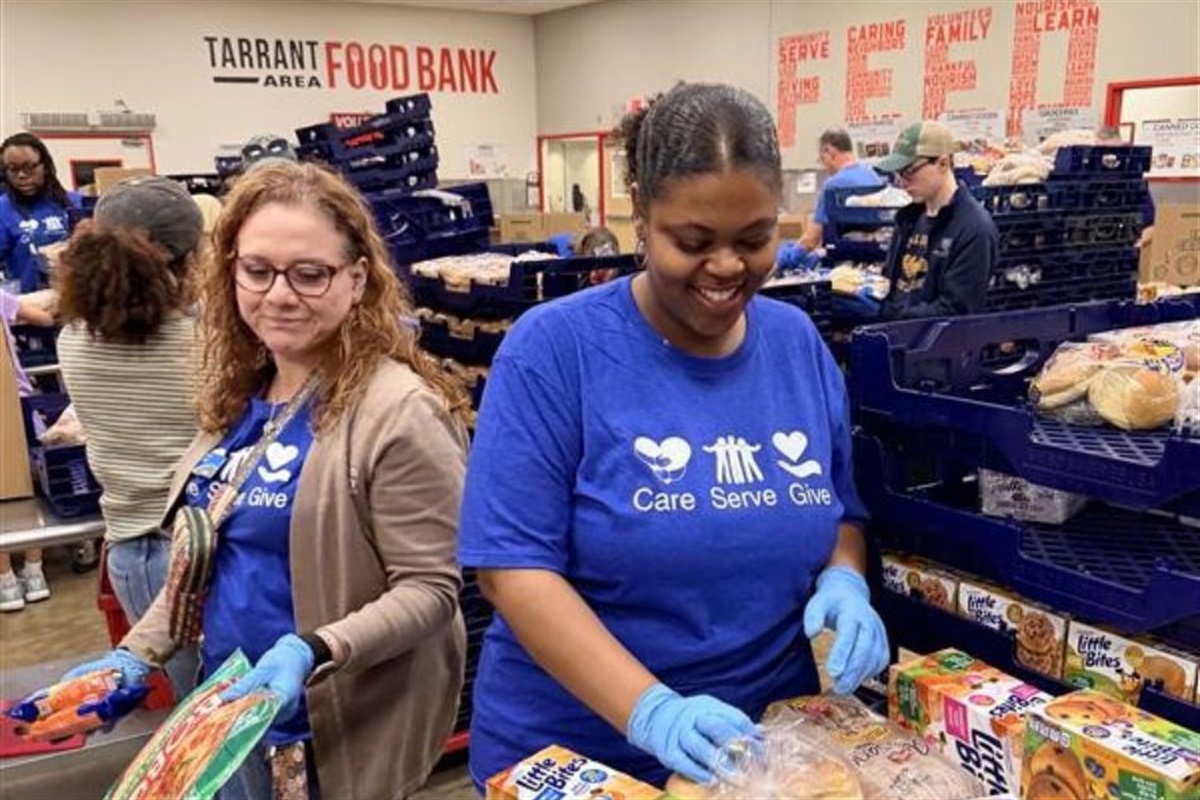 Texas Trust Gives Foundation Closes Spring Food Drive to Fight Hunger