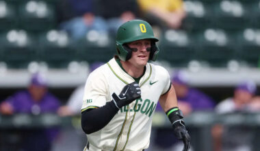Ahead of its super regional, Oregon speaks about Texas, Dylan Volantis and humidity