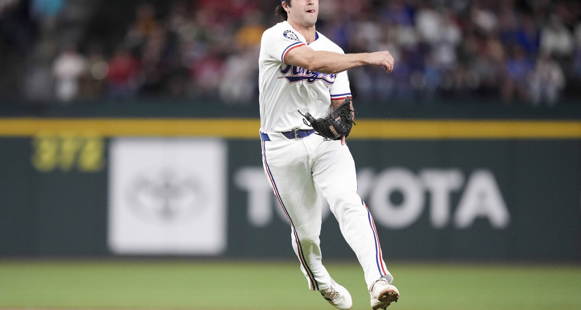 Texas Rangers 2B Josh Smith to begin rehab assignment this weekend