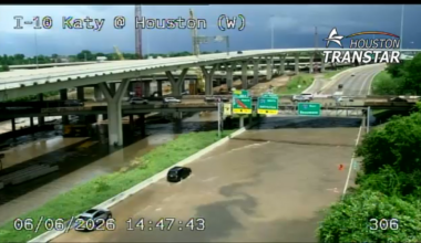 13 Alert Traffic: 3 lanes reopen after all EB lanes closed on I-10 at Houston Ave. due to flooding, TranStar says