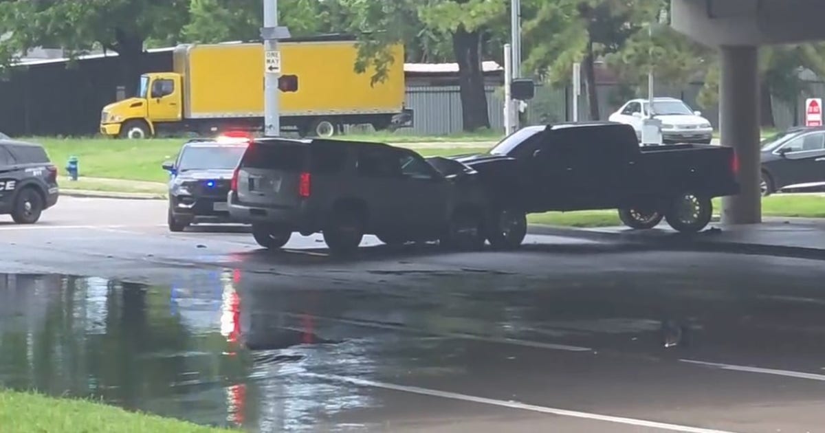 1 shot near Houston's North Loop during carjacking