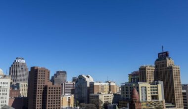 Knicks fans missing New York? Where to go in San Antonio