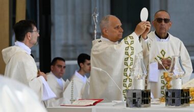 Pope recalls how Eucharistic grace transforms and makes us protagonists of hope