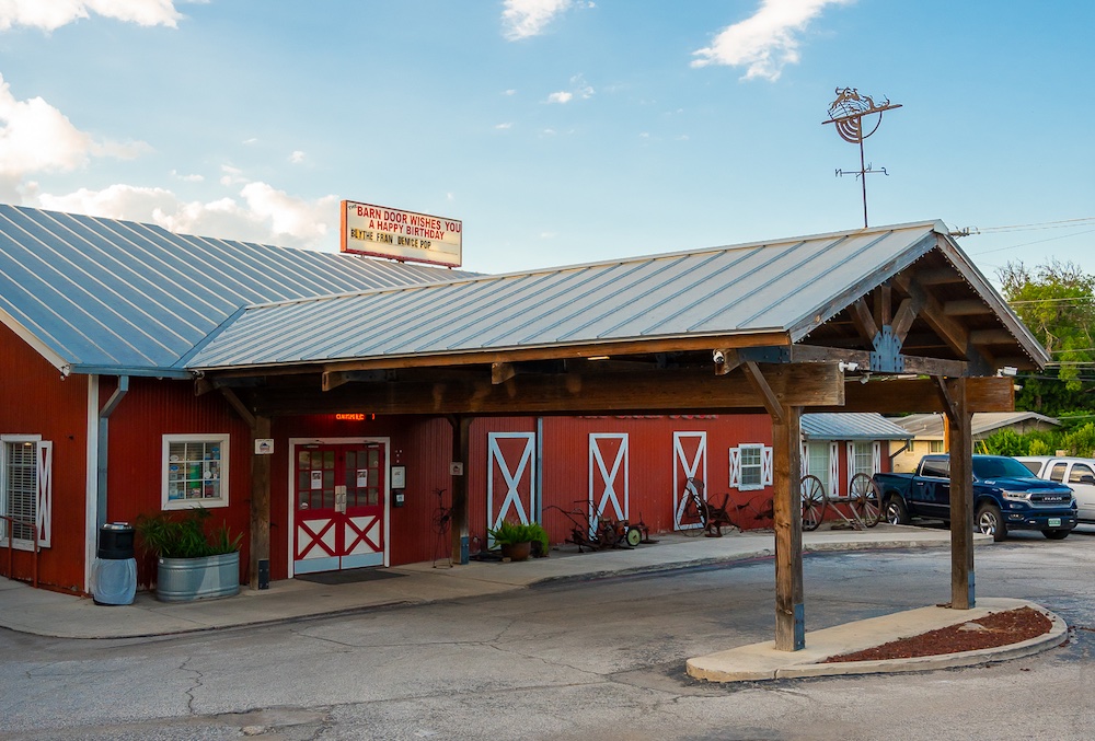 New owner of Barn Door property to tear down the iconic San Antonio eatery