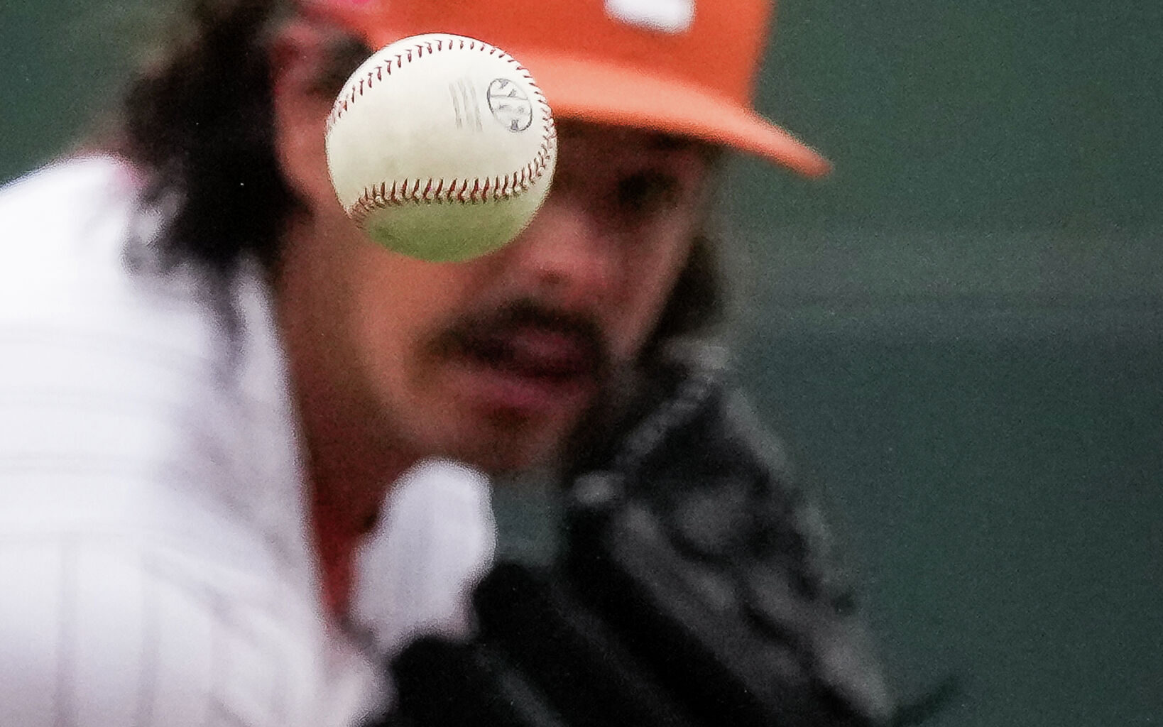 Texas baseball vs Oregon: TV info for NCAA Tournament game Sunday