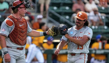 Texas vs Oregon baseball: Live scoring updates, how to watch Game 2 of super regionals