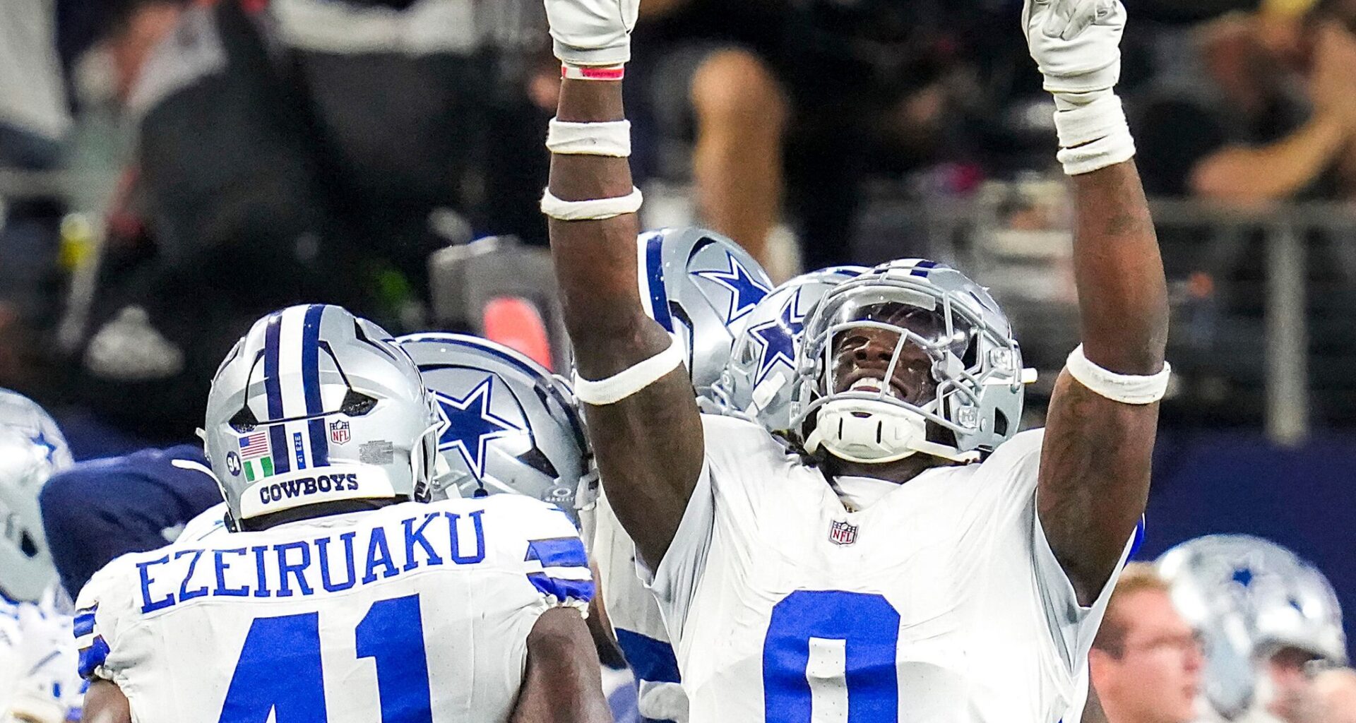 Cowboys LB DeMarvion Overshown ties knot with Texas-style wedding