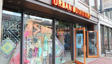 Urban Outfitters returns to San Antonio after La Cantera exit